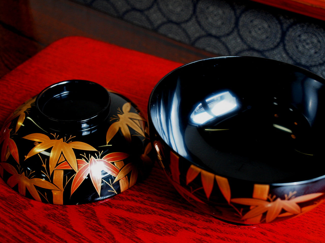 Bowl with bamboo forest lacquer