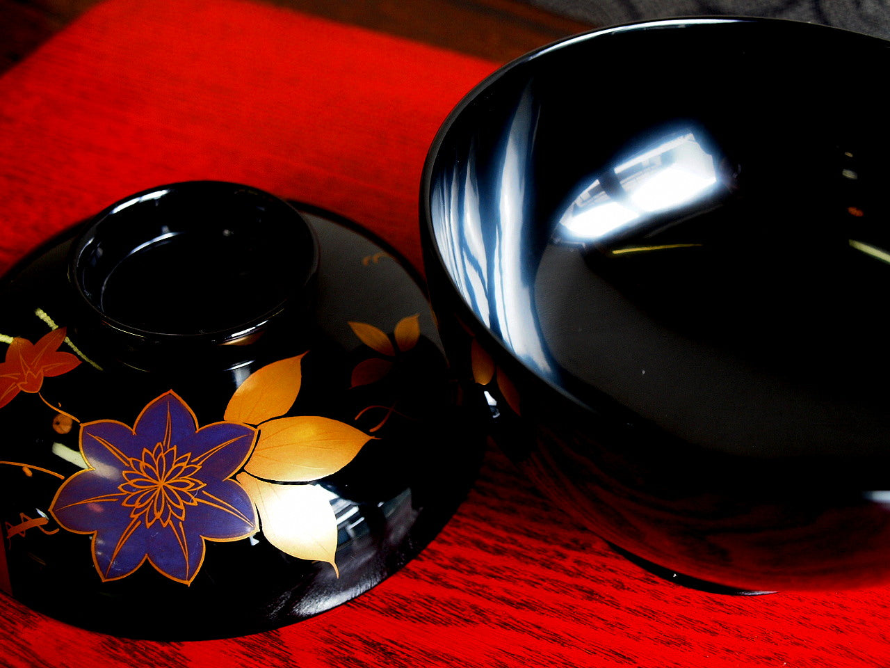 Bowl with Tessen Maki-e