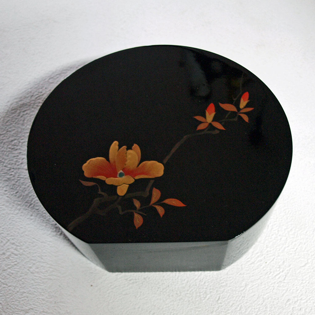 花器・木製漆塗り/黒塗/木蓮金彩蒔絵/落とし赤(銅)・小傷