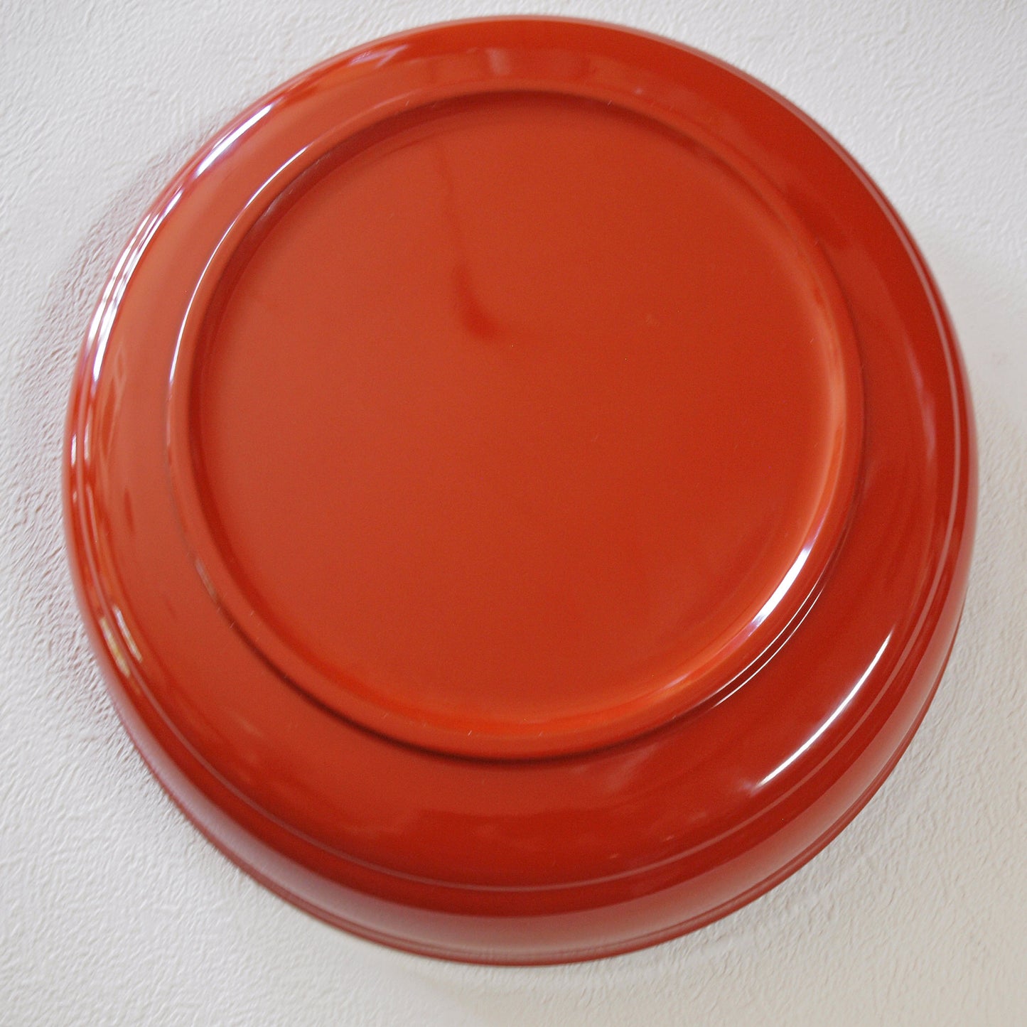 Sweets dish, serving dish, vermilion lacquer and gold leaf line
